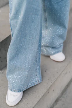 Abby 745 Light Rinse Rhinestone Regular