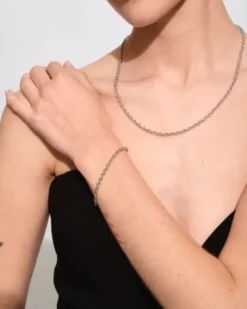 Ada Chain Slim