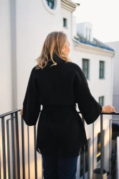 Akila Jacket Black