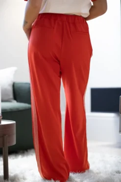 Amira Crease Pant Red