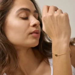 Amore Bracelet Gold