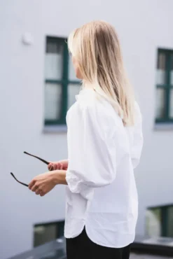 Amy Blouse Sugar White Poplin