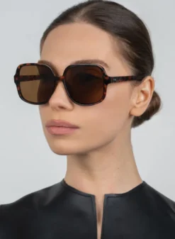 Annie Tort/Brown