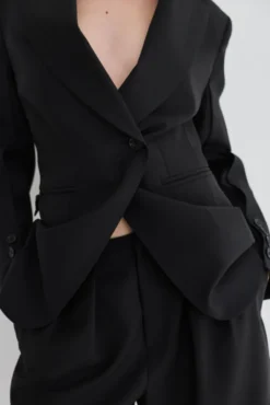Arc Blazer Black