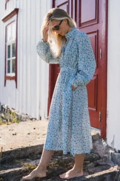Astrid Midi Dress Q Harbor Flower
