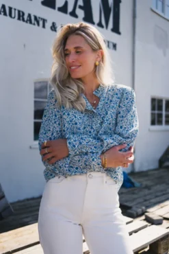 Astrid Shirt Q Harbor Flower