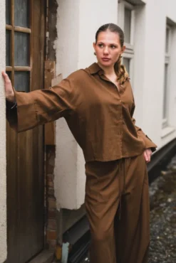 Atari Linen Shirt Chestnut Brown