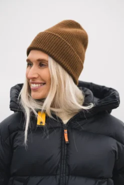 Beanie Walnut