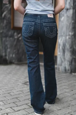 Becca MR Bootcut Doris