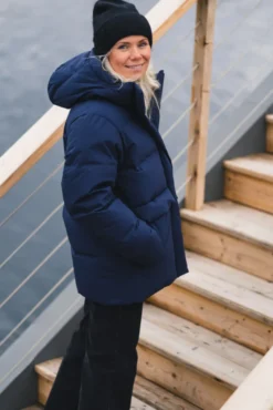 Besseggen Down Jacket New Dark Navy