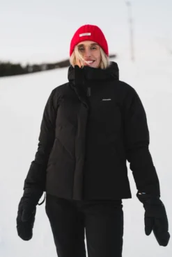 Besseggen Light Short Black
