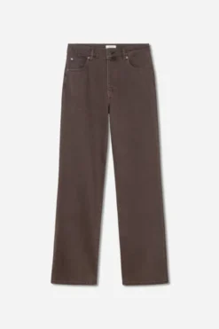 Billie Dark Brown