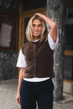 Bondie Hope Vest Hot Fudge