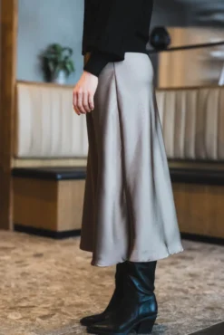 Bovary Skirt Dark Taupe
