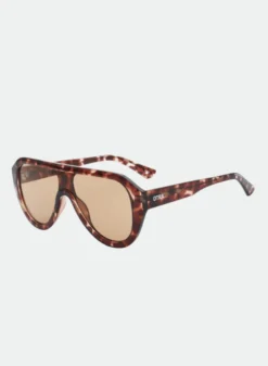 Cameron Tort/Brown