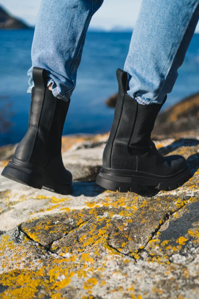 Chelsea Boot New Black