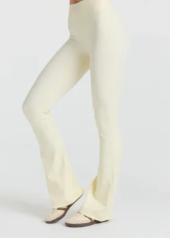 Cloudform® Yoga Pant Regular Butter Yellow
