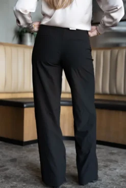Dena 285 Black Glow Long
