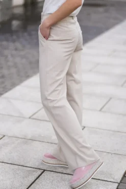 Dena 874 Light Sand Stripe Regular