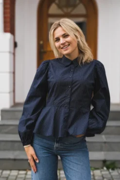 Diana Shirt Pinstripe