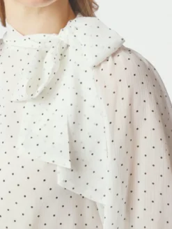 Dorellie Dot Blouse Offwhite