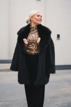 Drama Coat Black