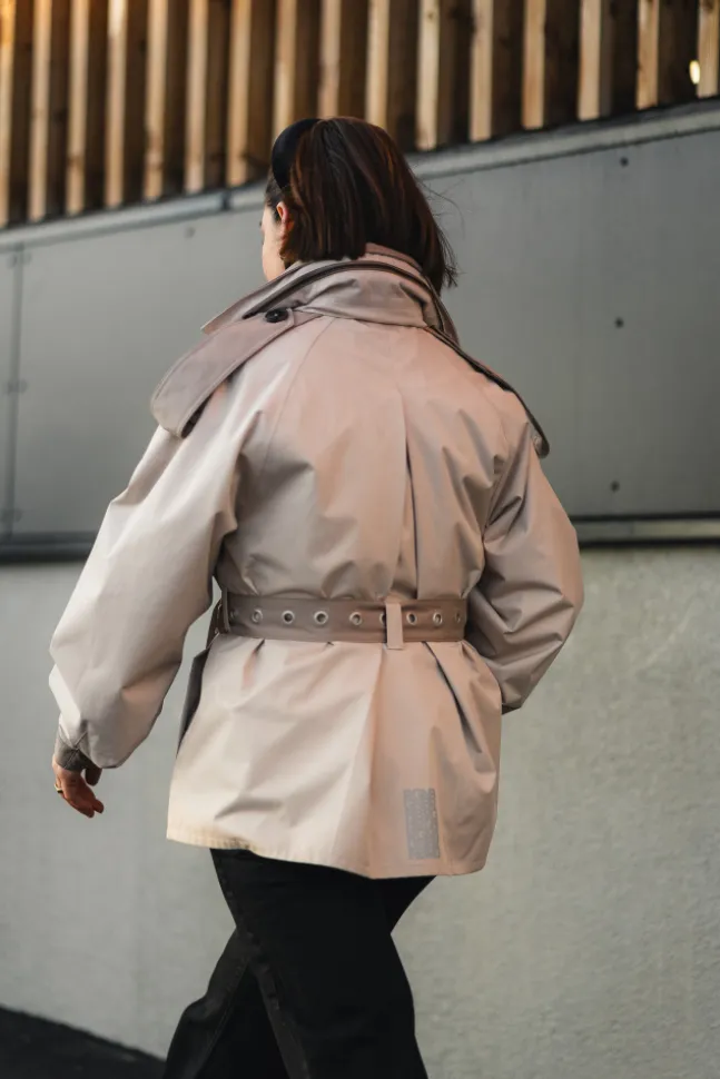 Duskregn Short Trench Coat Sand
