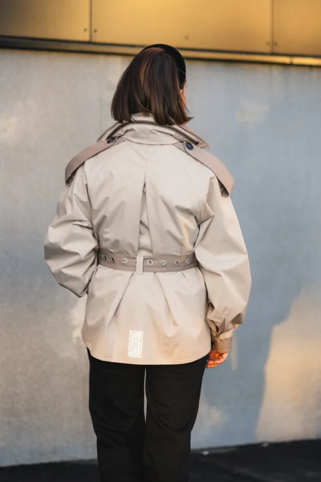 Duskregn Short Trench Coat Sand