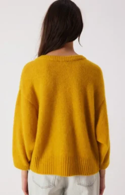 East Sweater Vintage Mustard