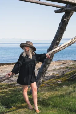 Eden Dress Linen Black