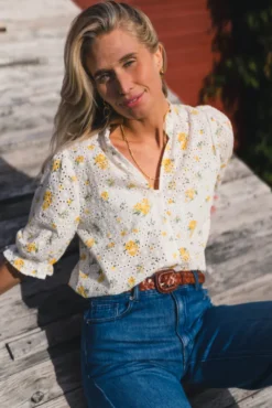 Eivor 2/4 Shirt M Yellow Flower