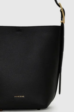 Elly Medium Bucket Bag Grained Leather Black