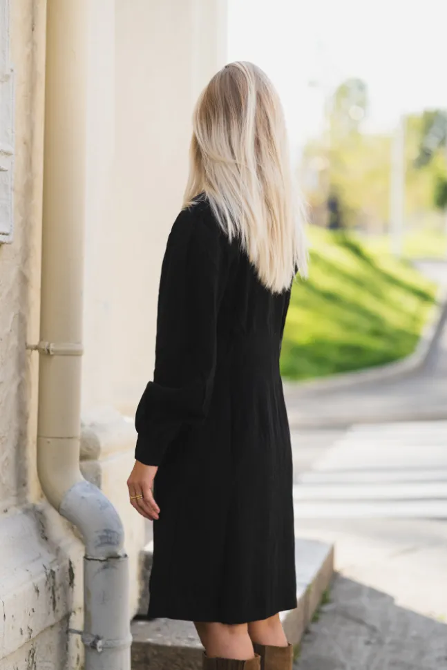 Elsa Asana Dress Black