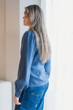 Elsa Asana Shirt Vintage Indigo