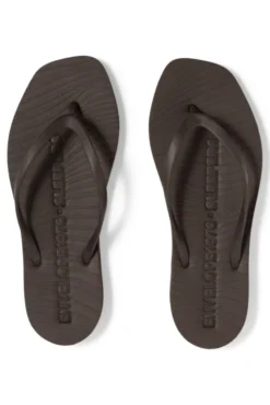 Envelope 1976 x Sleepers Truffle