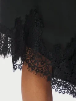 Fiora Lace Skirt Black