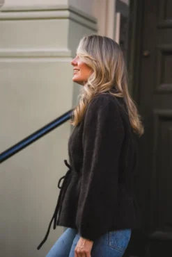 Fredrikke Chunky Cardigan Dark Brown