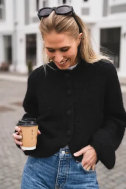 Gio Fluffy Knit Cardigan Black