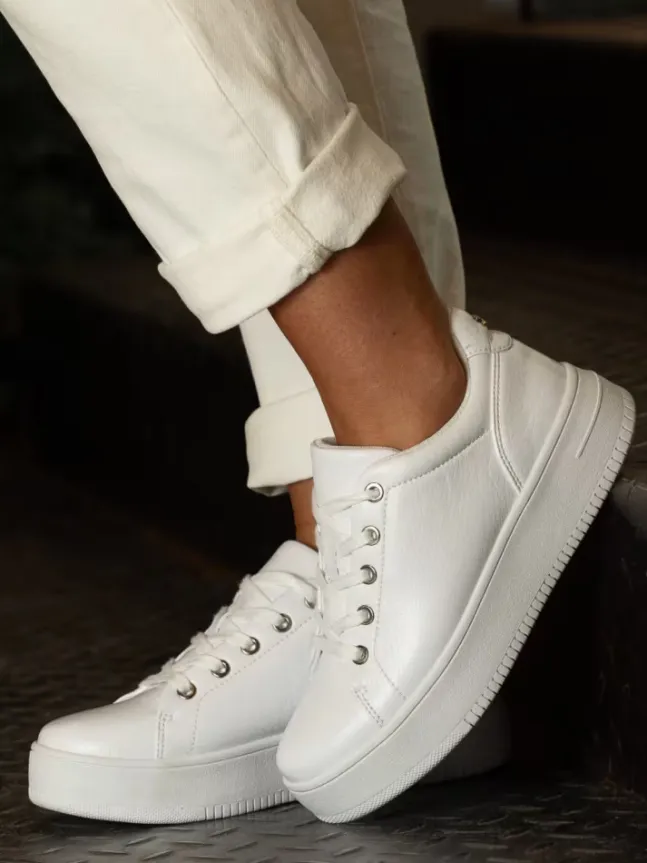 Gorbio White