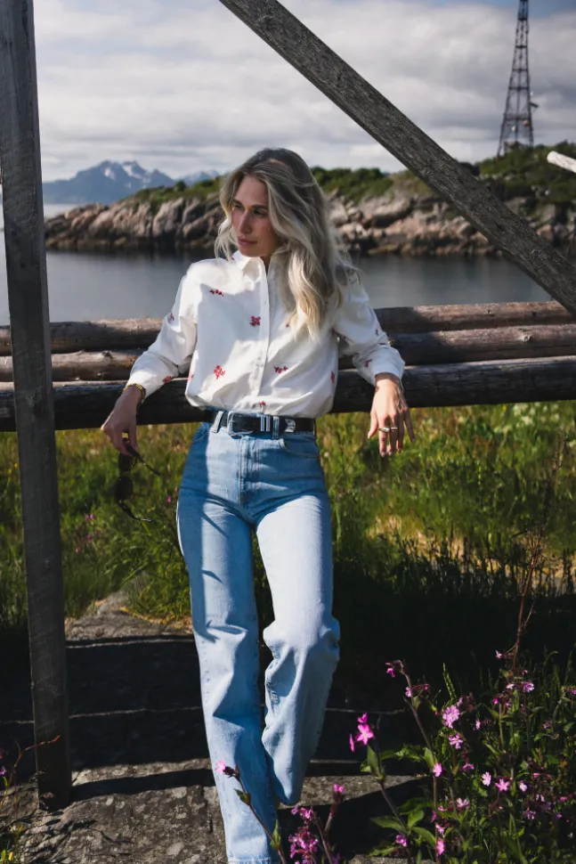 Gudrun Nora Shirt EMB Bright White/Tea Rose Flower