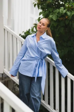 Helisa Stripe Shirt Light Blue