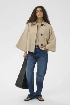 Hinona Cape Jacket Sandstone