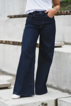 728 HR Wide Leg Retro Rinse