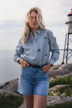 Ida Maja Shirt STP EMB Bright White/Quiet Harbor Flower