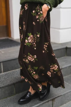 Irene HW Skirt Misty Rose Flower