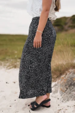 Jace Rhian HW Skirt Aop Black Dot