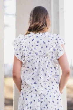Jayla Small Blossom Top White Blue