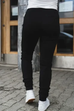 Josephine 230 Black Jersey Regular