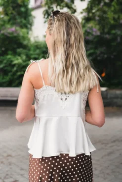 Kaela Heavy Sateen Lace Top Pearl