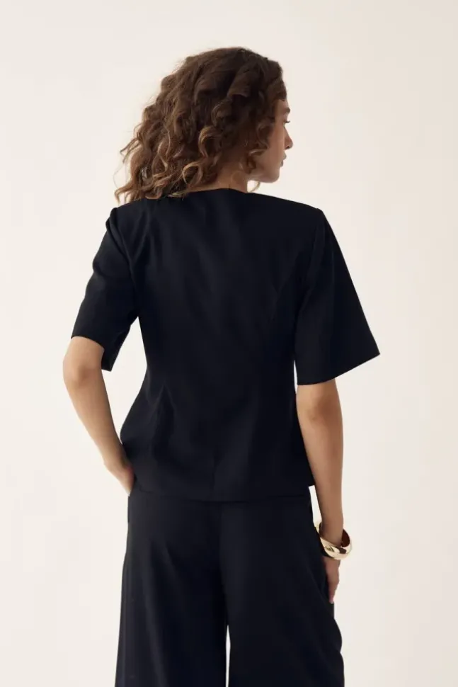 Kasaundra Blazer Black